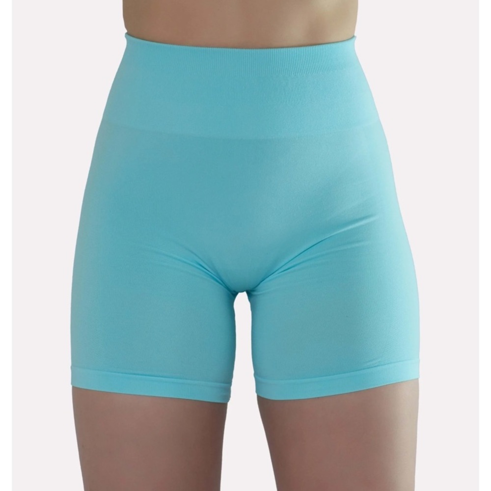 AUROLA 4.5 intensify shorts